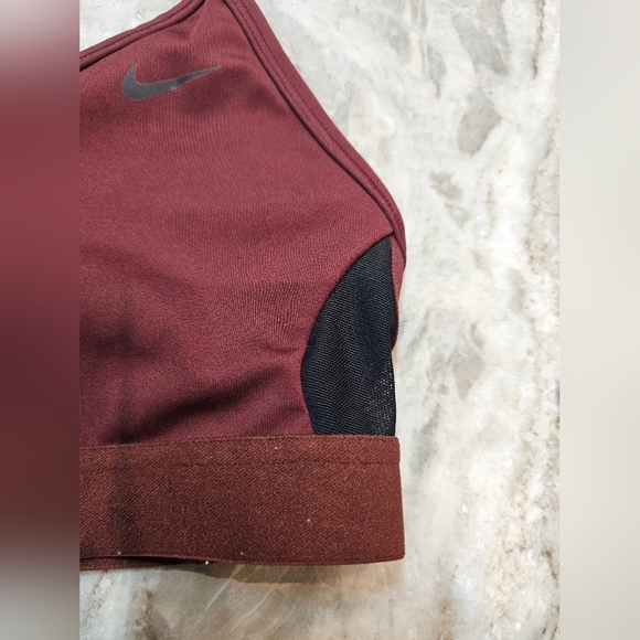 Nike Dri-Fit Sports Bra Small Burgundy Mesh Adjustable Straps CZ4456-273 - Picture 2 of 9